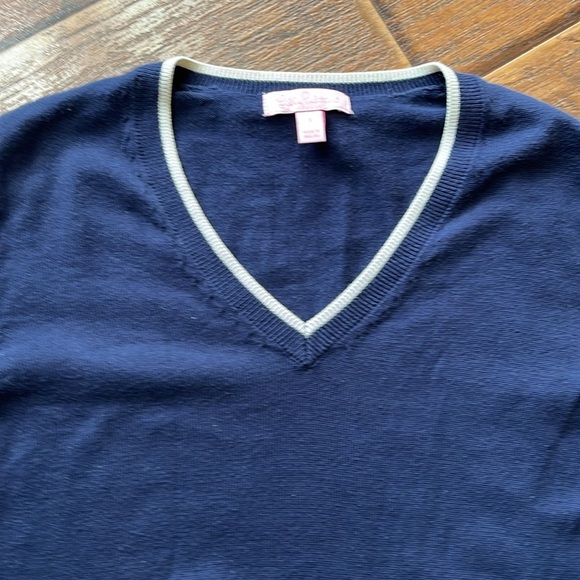 Lilly Pulitzer Sweater - Size Small - Picture 3 of 9